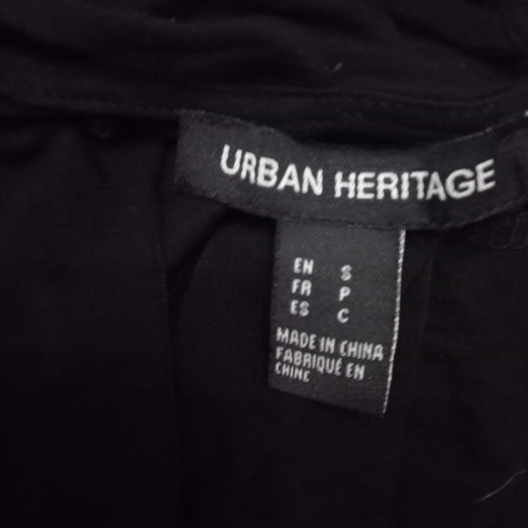 Urban Heritage Black Fitted Bodysuit - Picture 2 of 3